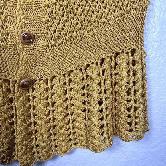Sz XS Short-Sleeve Button-Up Blouse Mustard Yellow Open-Knit Eyelet - Picture 6 of 11